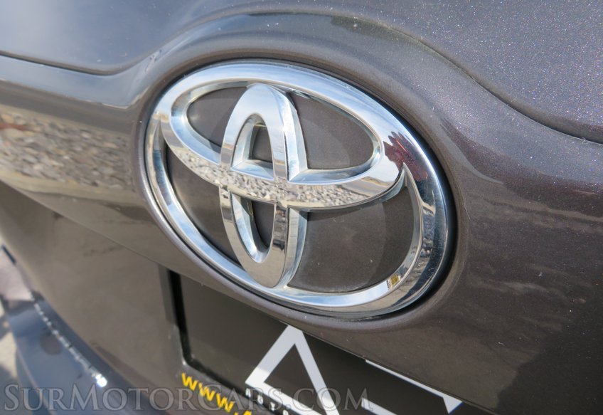 2015 Toyota Highlander - Image 23