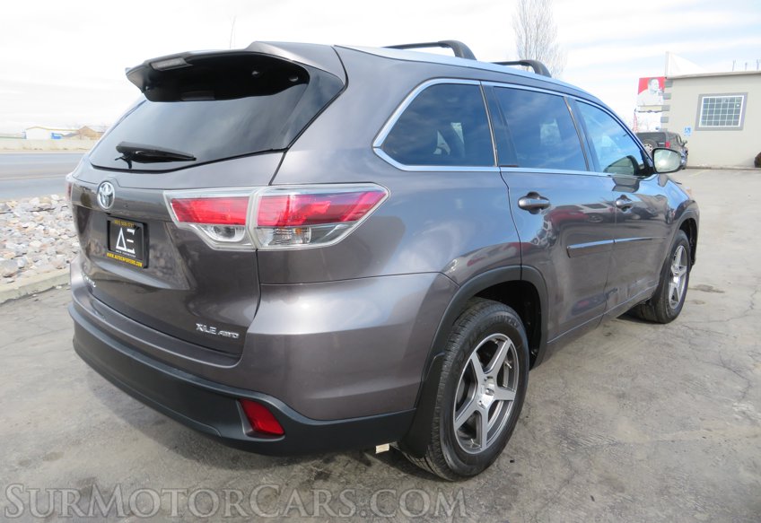 2015 Toyota Highlander - Image 5