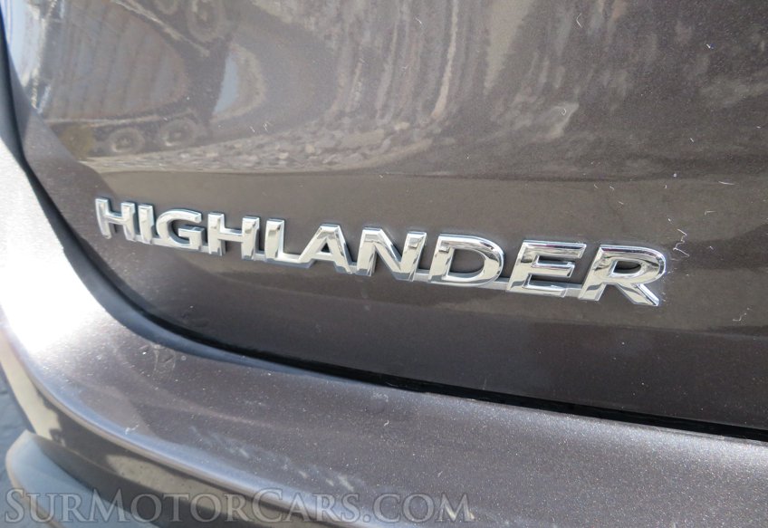 2015 Toyota Highlander - Image 22