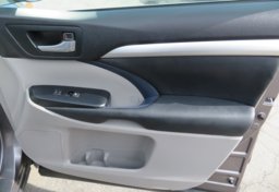 2015 Toyota Highlander - Image 51