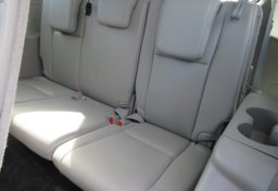 2015 Toyota Highlander - Image 29