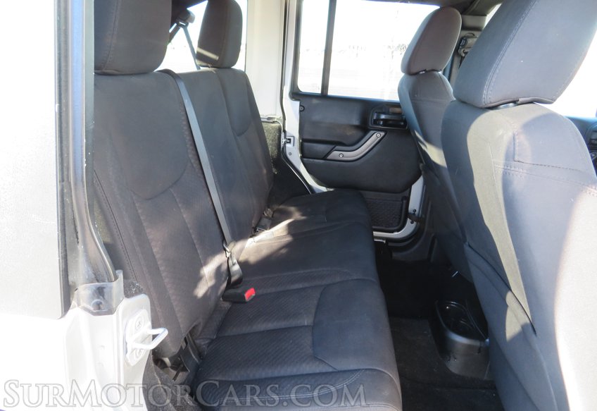 2013 Jeep Wrangler Unlimited - Image 24