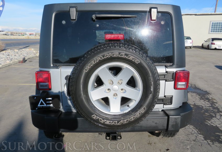 2013 Jeep Wrangler Unlimited - Image 11