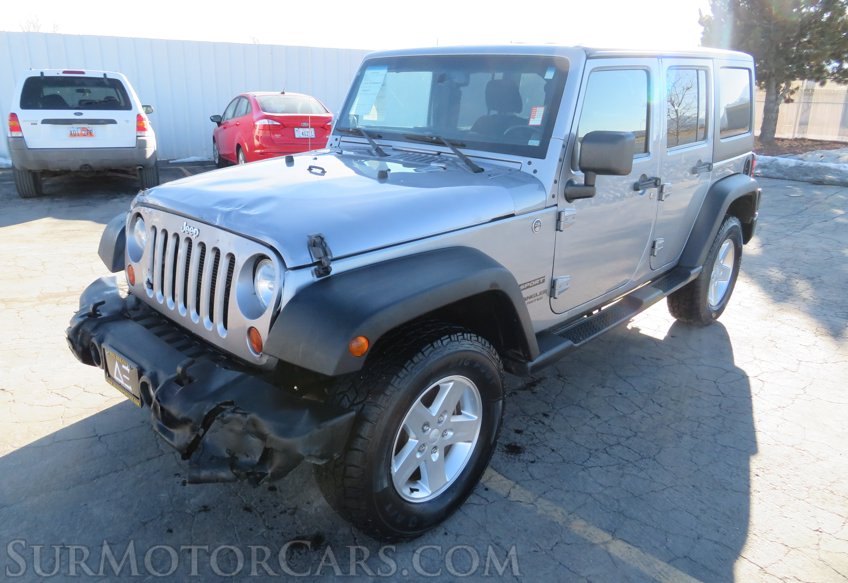 2013 Jeep Wrangler Unlimited - Image 4