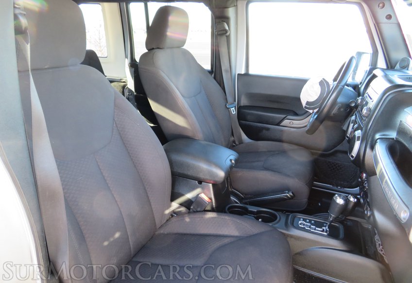 2013 Jeep Wrangler Unlimited - Image 26