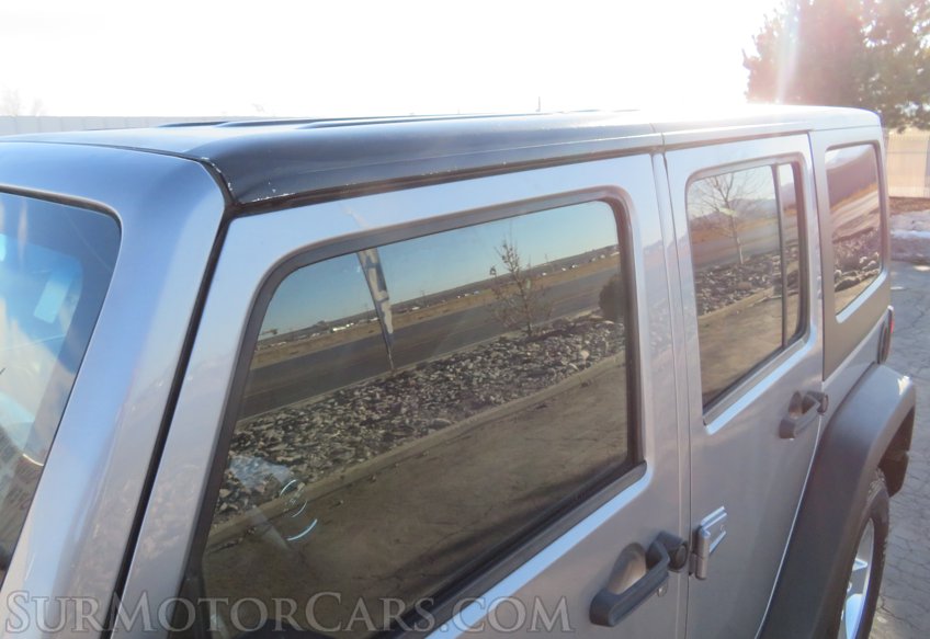 2013 Jeep Wrangler Unlimited - Image 13