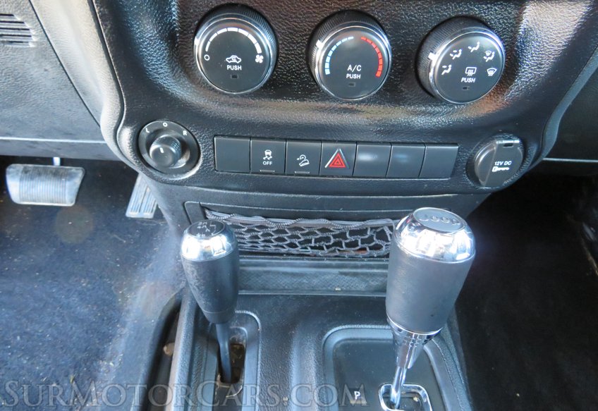 2013 Jeep Wrangler Unlimited - Image 35