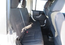 2013 Jeep Wrangler Unlimited - Image 24