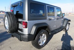 2013 Jeep Wrangler Unlimited - Image 5