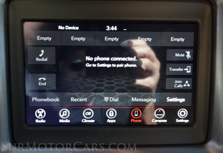 2019 Dodge Challenger - Image 30