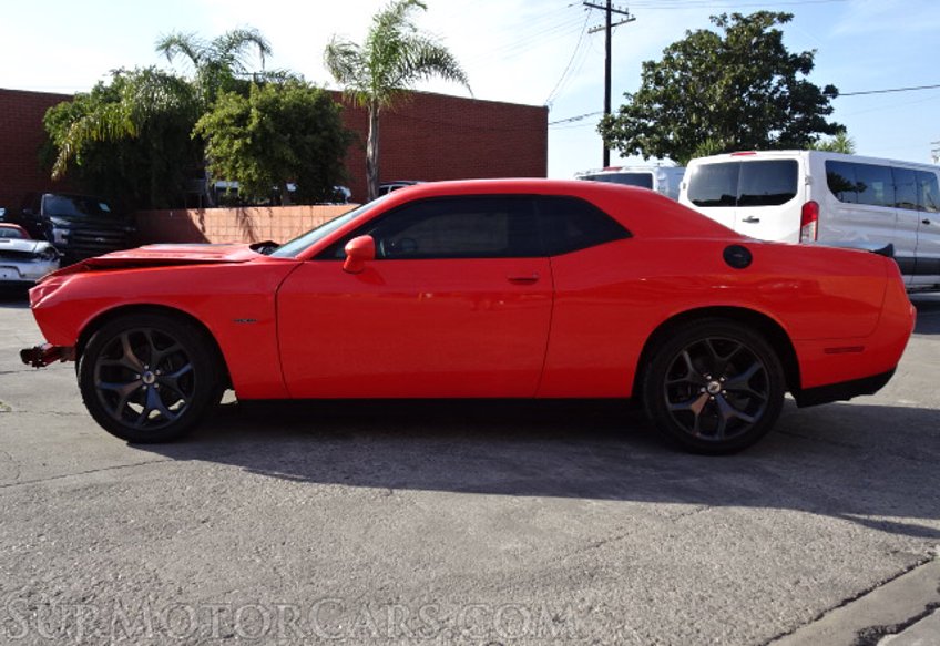 2019 Dodge Challenger - Image 5
