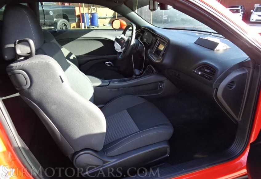 2019 Dodge Challenger - Image 25