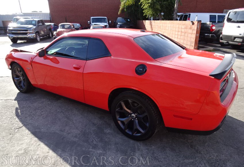 2019 Dodge Challenger - Image 10