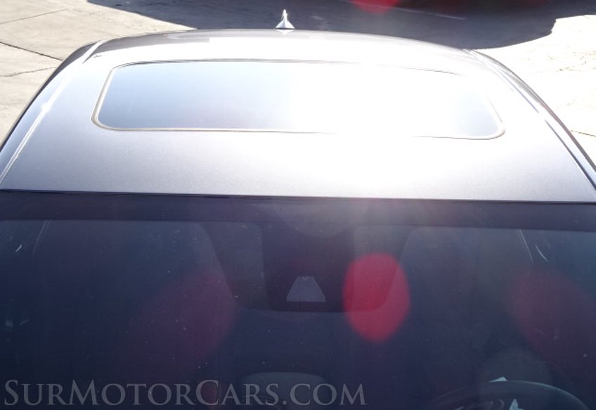 2019 Lexus IS - Image 13