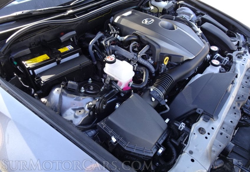 2019 Lexus IS - Image 59