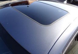 2019 Lexus IS - Image 14