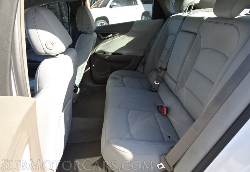 2020 Chevrolet Malibu - Image 26