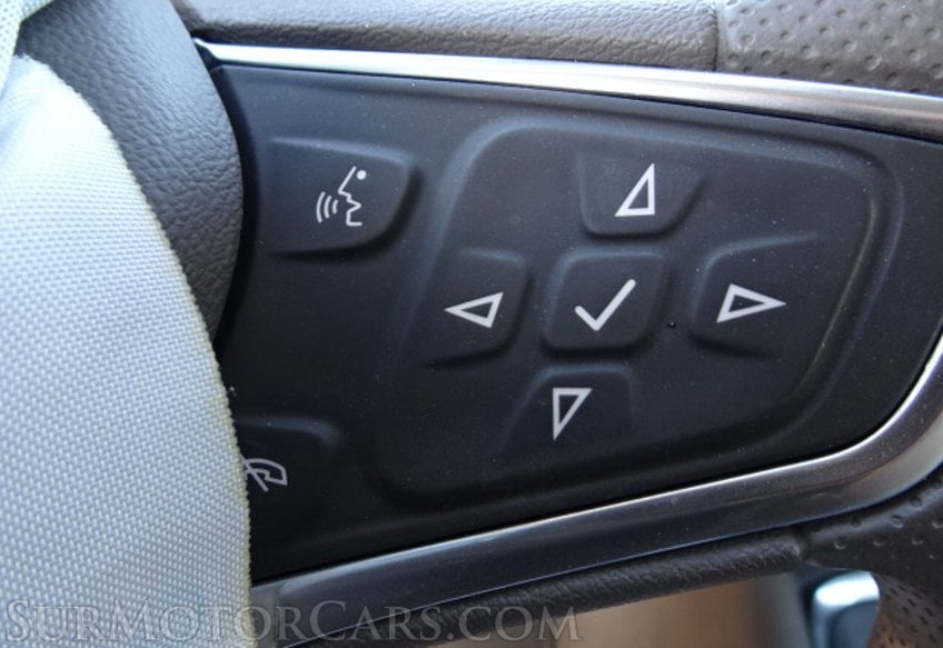 2020 Chevrolet Malibu - Image 31