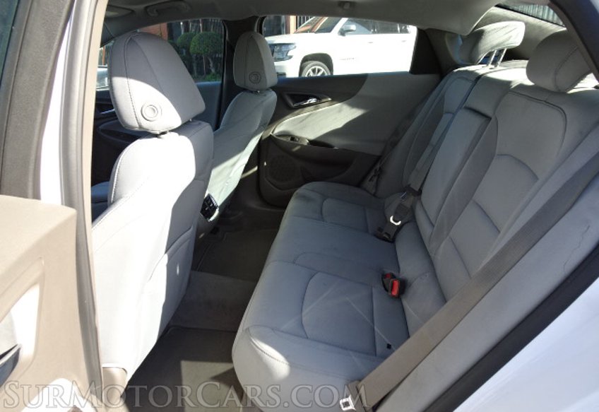 2020 Chevrolet Malibu - Image 28