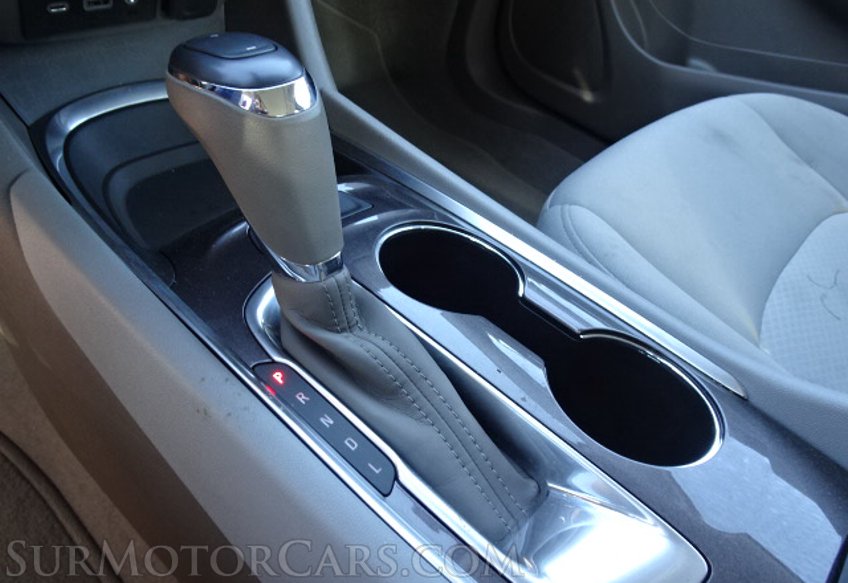 2020 Chevrolet Malibu - Image 41