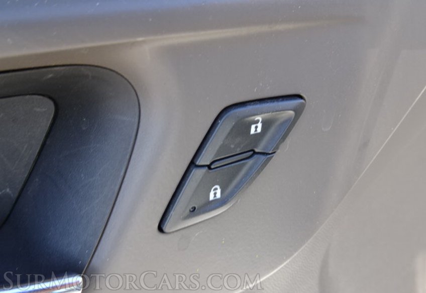 2020 Chevrolet Malibu - Image 38