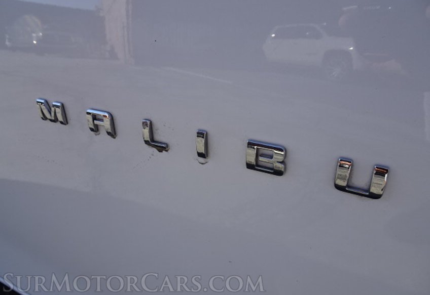 2020 Chevrolet Malibu - Image 17