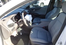 2020 Chevrolet Malibu - Image 24