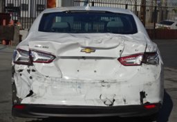 2020 Chevrolet Malibu - Image 12