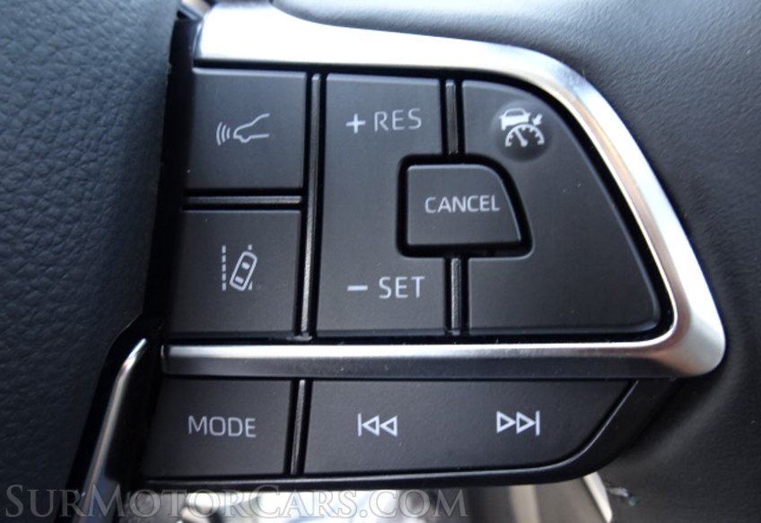 2020 Toyota Highlander - Image 46