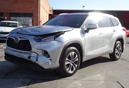 2020 Toyota Highlander - Image 3