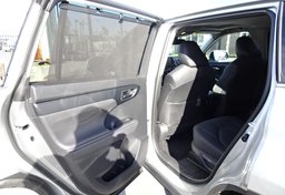 2020 Toyota Highlander - Image 30