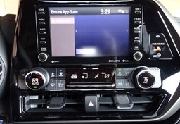 2020 Toyota Highlander - Image 40