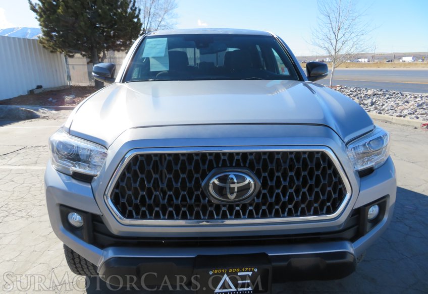 2018 Toyota Tacoma - Image 12