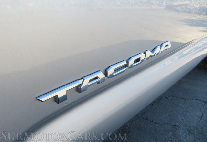 2018 Toyota Tacoma - Image 22