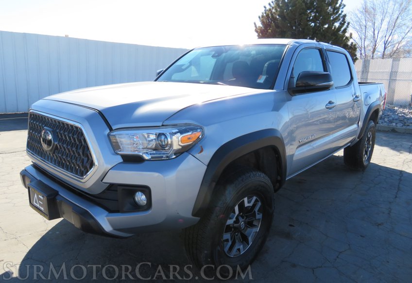 2018 Toyota Tacoma - Image 4