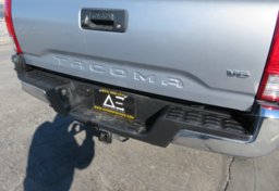 2018 Toyota Tacoma - Image 21