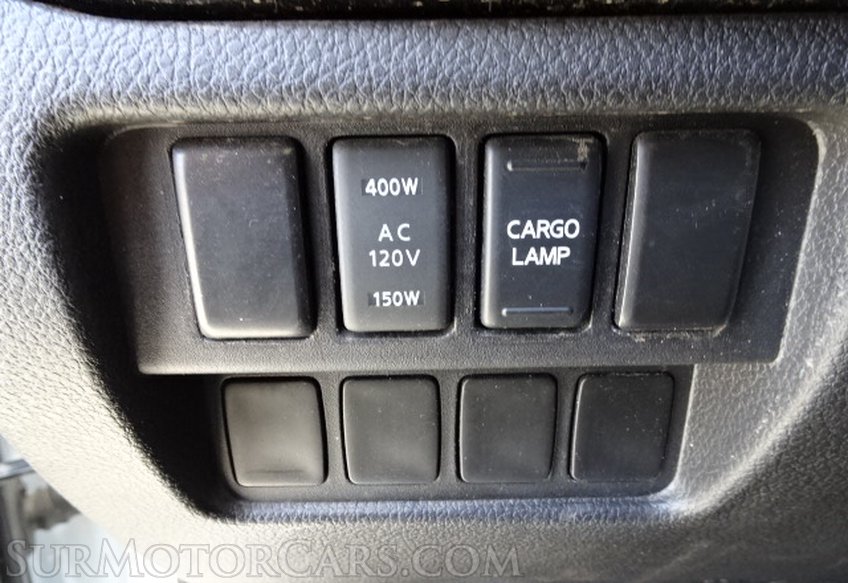 2018 Nissan Titan - Image 40