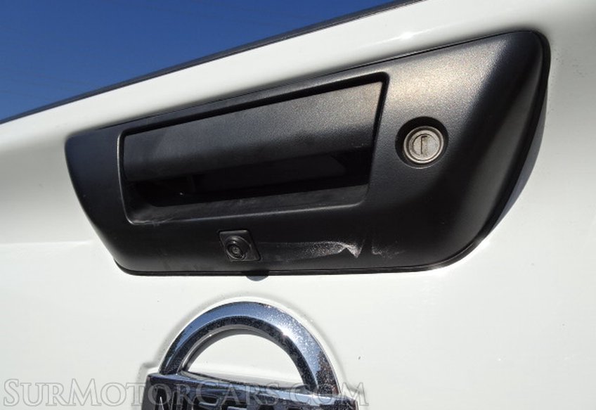 2018 Nissan Titan - Image 18