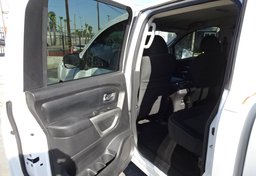 2018 Nissan Titan - Image 23