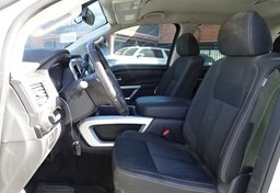 2018 Nissan Titan - Image 25