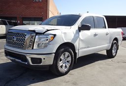 2018 Nissan Titan - Image 3
