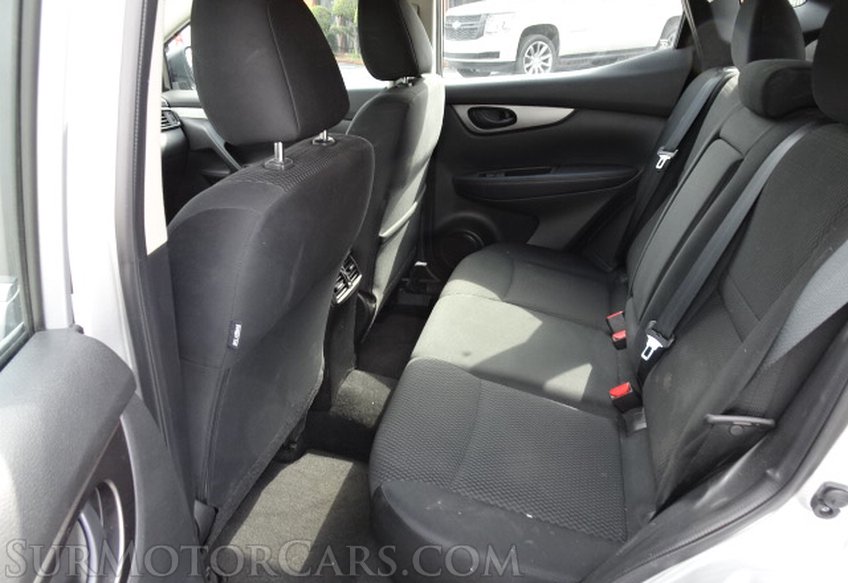 2019 Nissan Rogue Sport - Image 29
