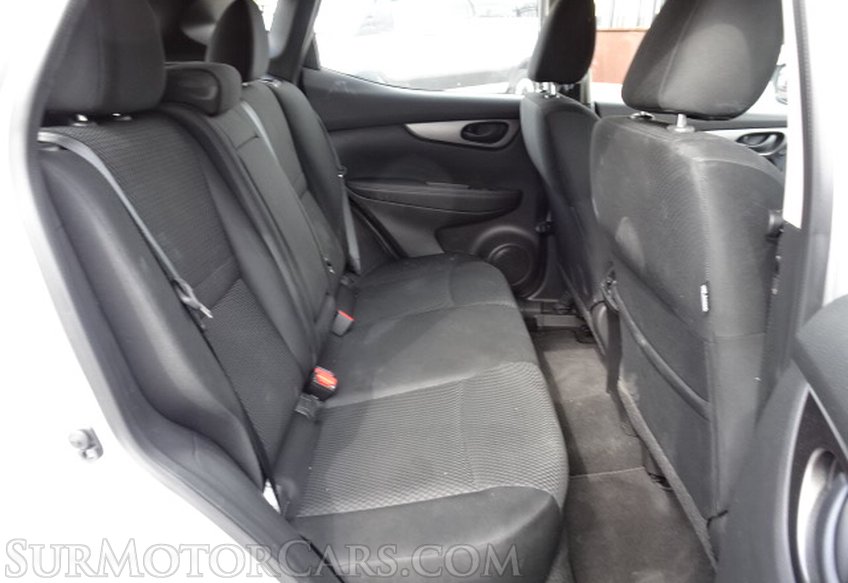 2019 Nissan Rogue Sport - Image 28