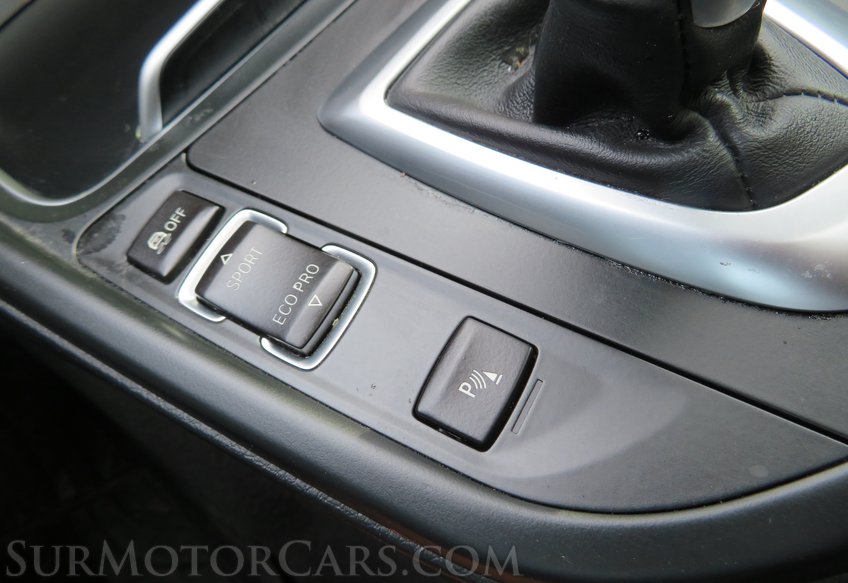 2016 BMW 3 Series - Image 42