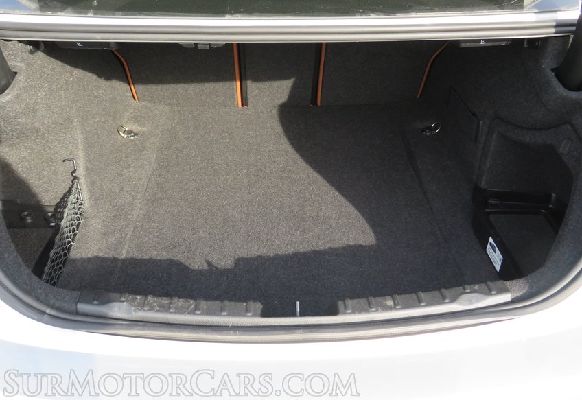 2016 BMW 3 Series - Image 24