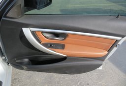 2016 BMW 3 Series - Image 44