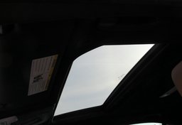 2016 BMW 3 Series - Image 35