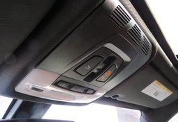 2016 BMW 3 Series - Image 40