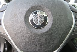 2016 BMW 3 Series - Image 25