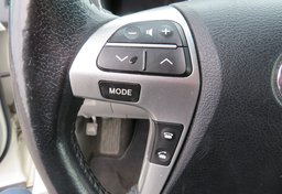 2013 Toyota Highlander - Image 31